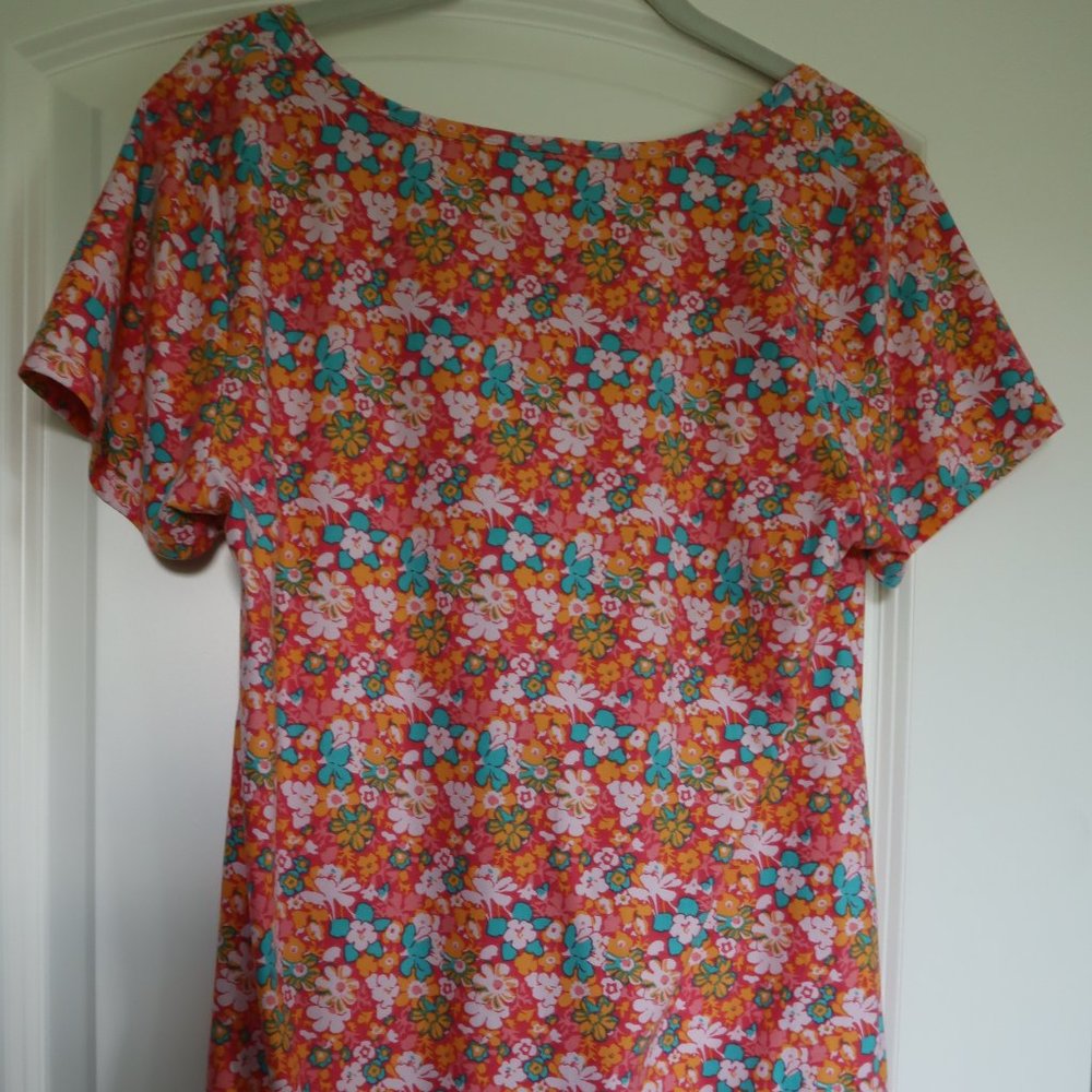 LuLaRoe Classic Tee